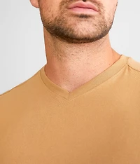 Basic T-Shirt