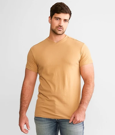 Basic T-Shirt
