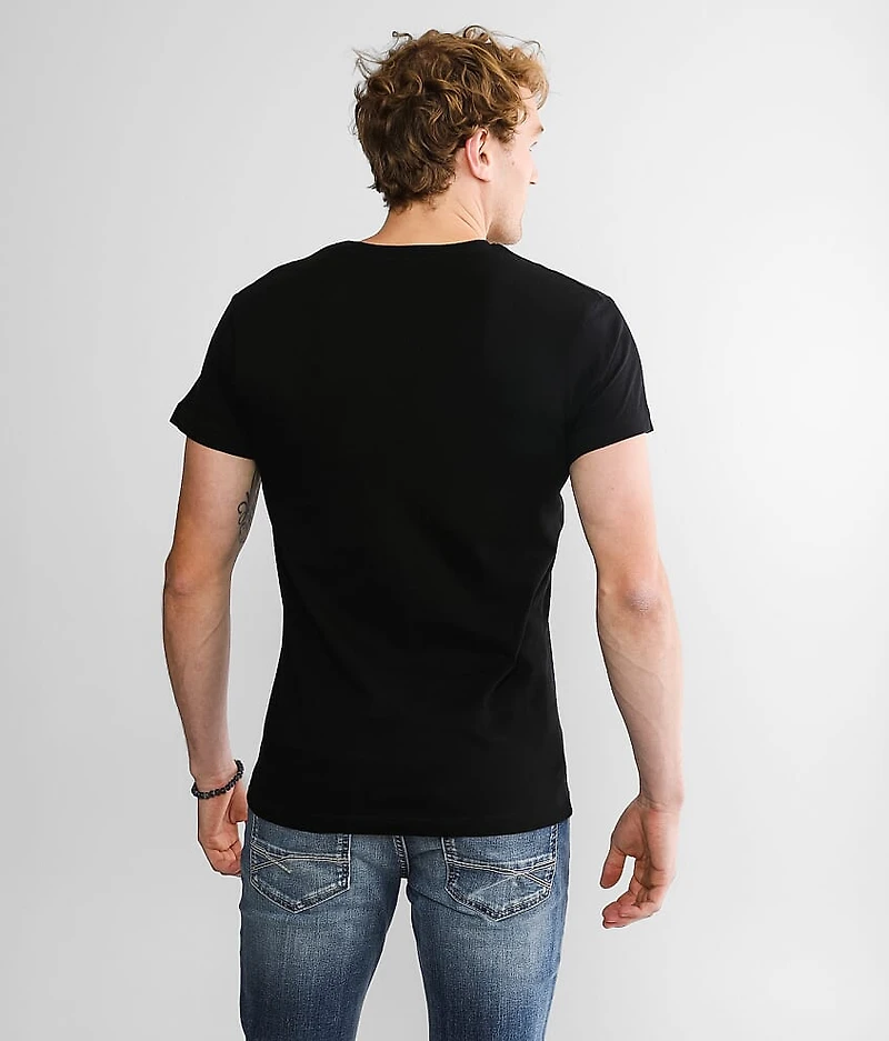 Basic T-Shirt