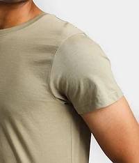 Basic T-Shirt