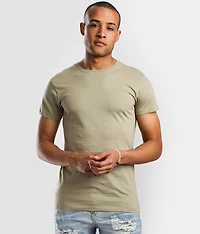 Basic T-Shirt