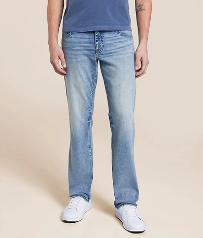 Regular Straight Stretch Jean