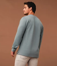Performance Henley