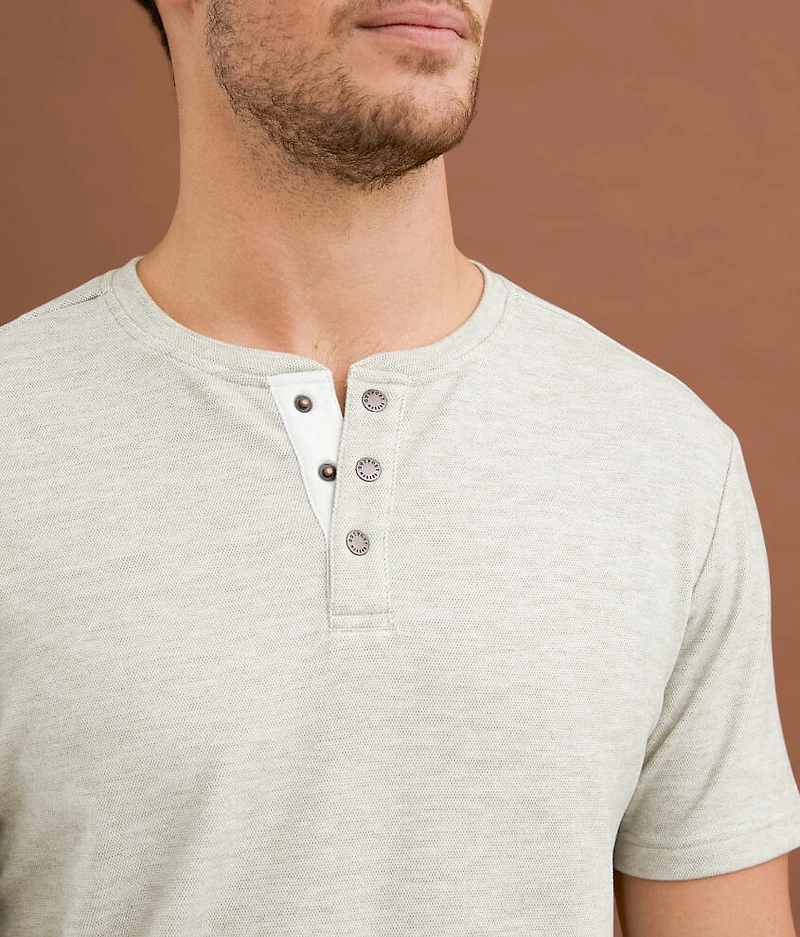 Performance Henley