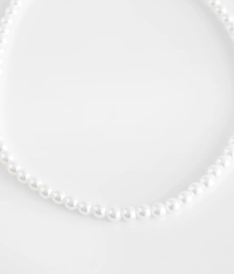Faux Pearl 21" Necklace