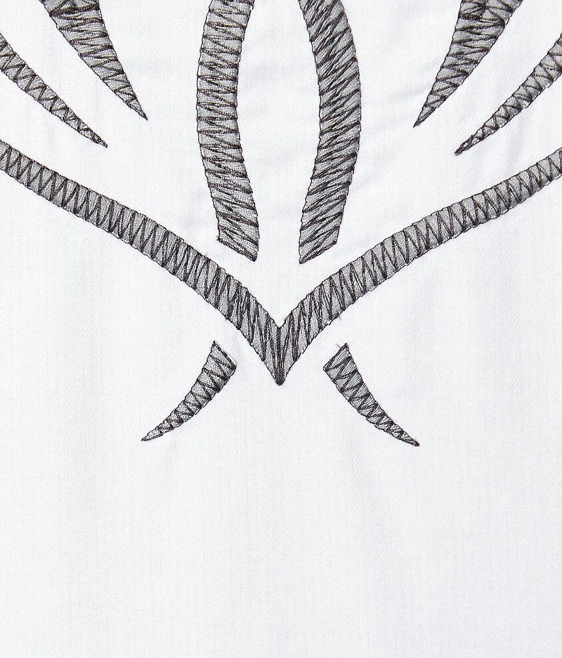 Embroidered Athletic Stretch Shirt