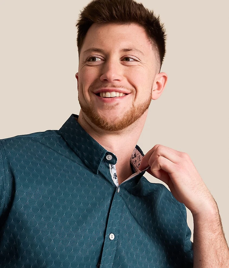 Textured Standard Performance Stretch Shirt