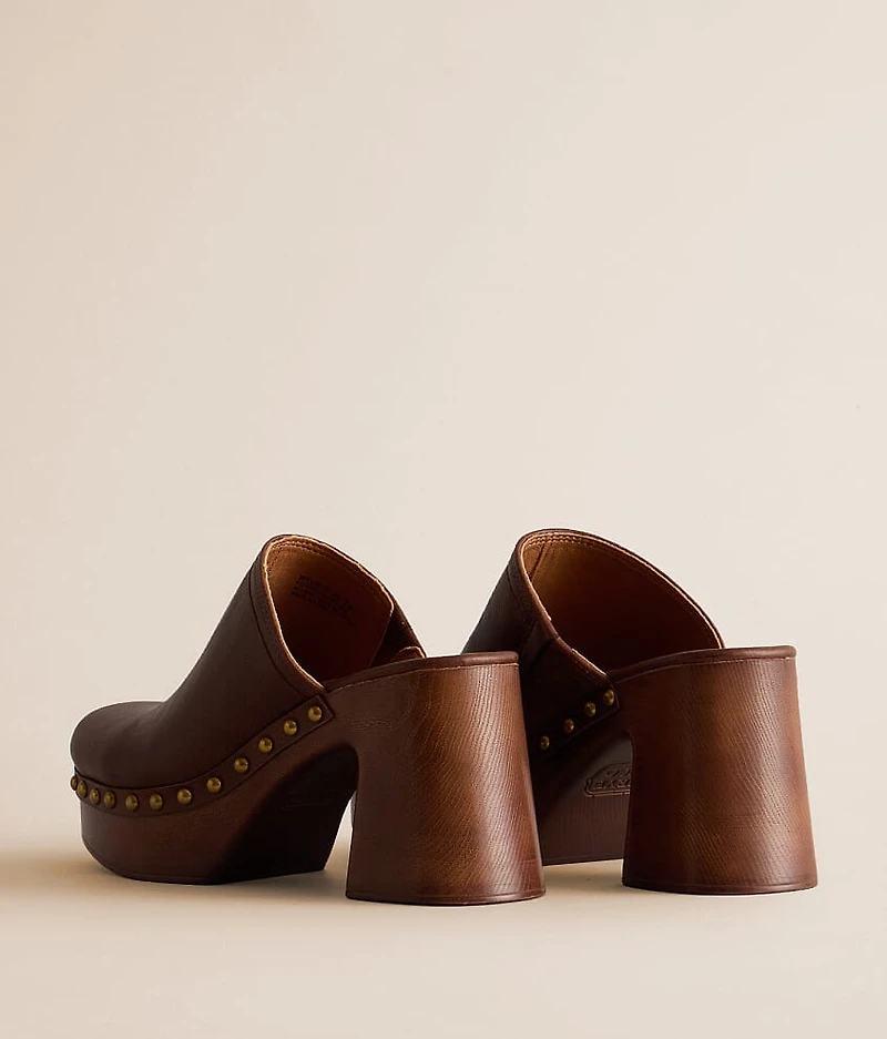 Frye and Co. Wylie Heeled Mule Clog