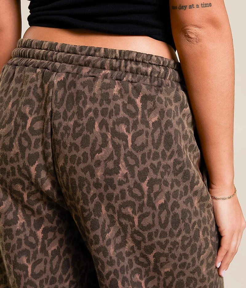 Wide Leg Cheetah Sweatpant