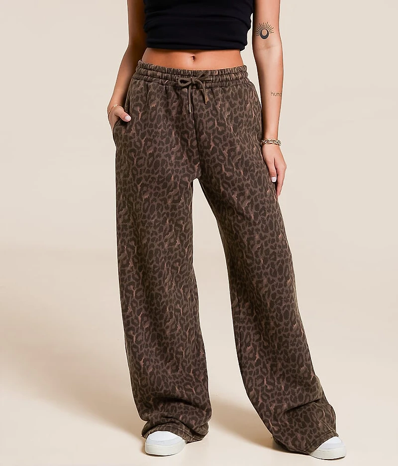 Wide Leg Cheetah Sweatpant