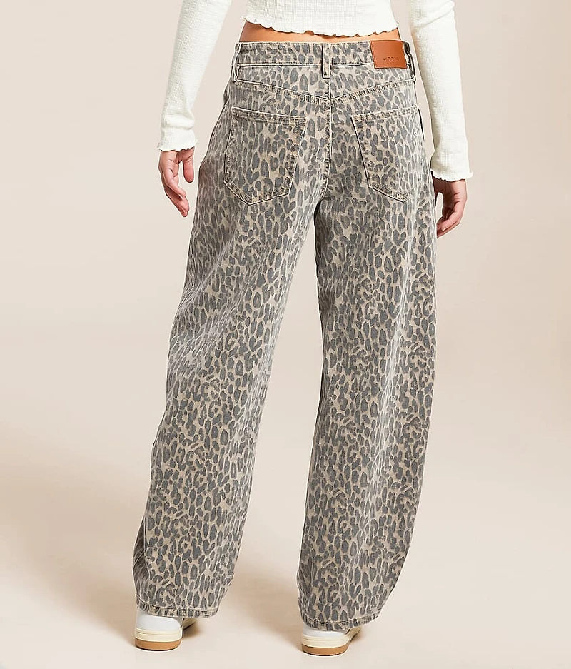 Sammie Barrel Cheetah Print Stretch Jean