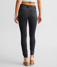 Amelia Skinny Stretch Jean