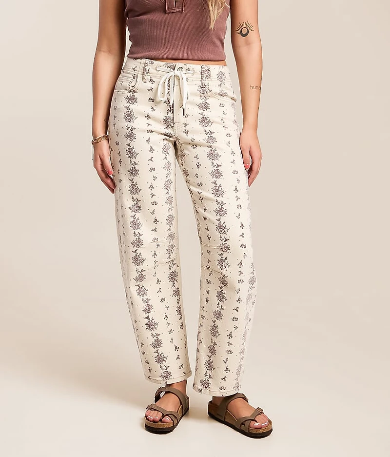 Sloane Floral Barrel Stretch Jean