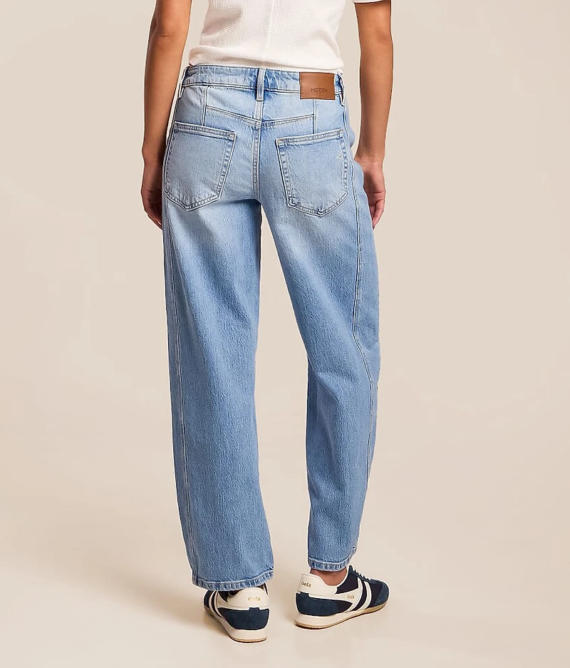 Sloane Barrel Stretch Jean