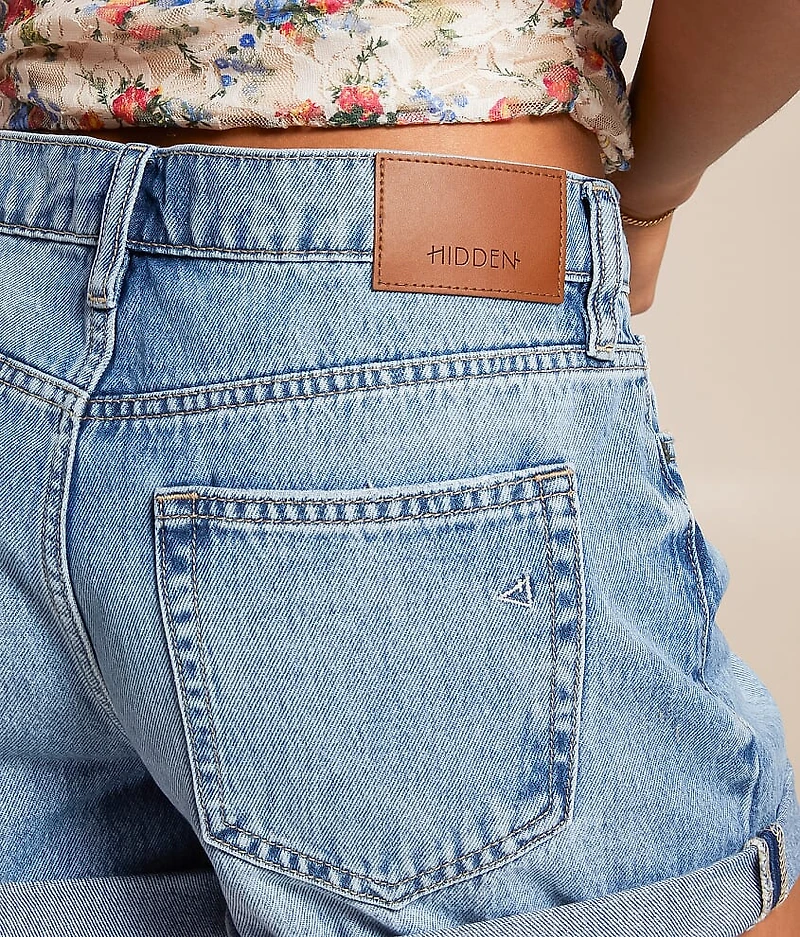 Finn High Rise Short