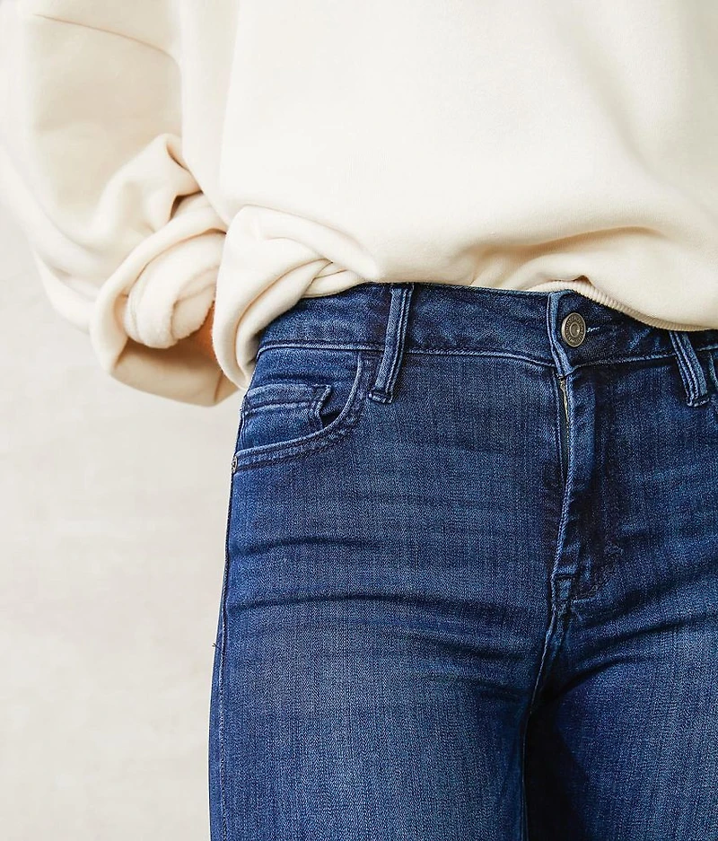 Amelia Skinny Stretch Jean