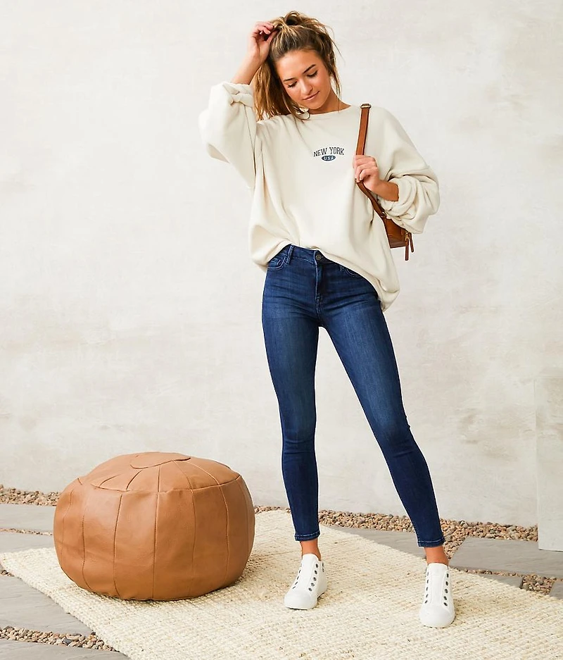 Amelia Skinny Stretch Jean