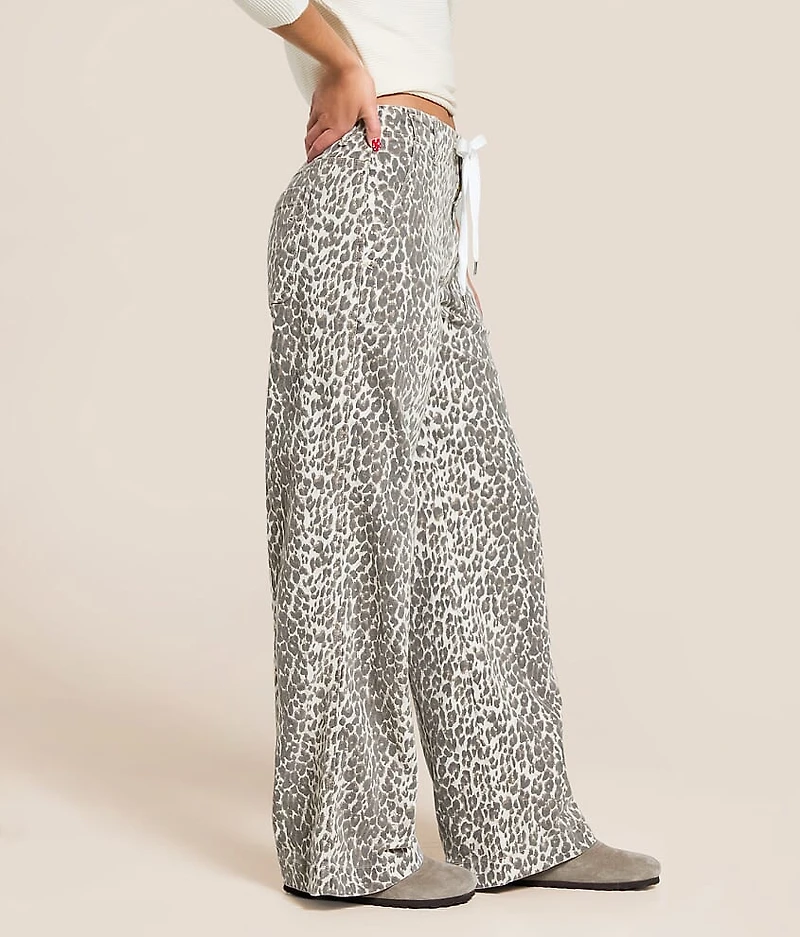 Nori Leopard Wide Leg Stretch Jean