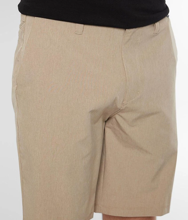 Phantom Volume Hybrid Stretch Walkshort