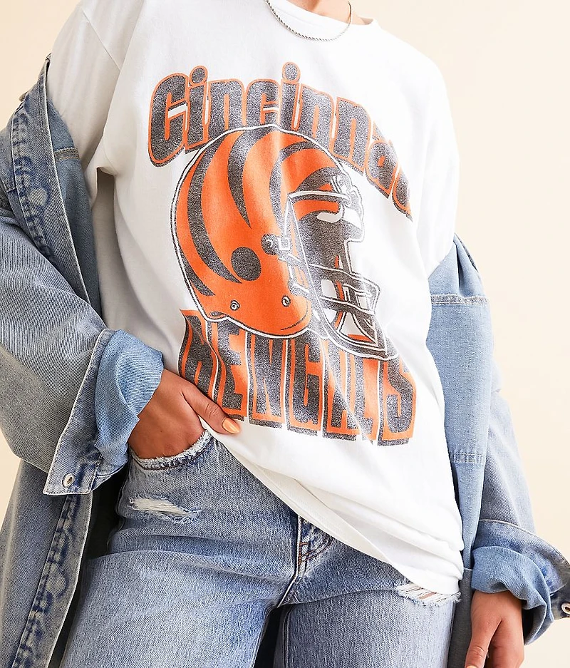 Cincinnati Bengals Throwback Helmet T-Shirt