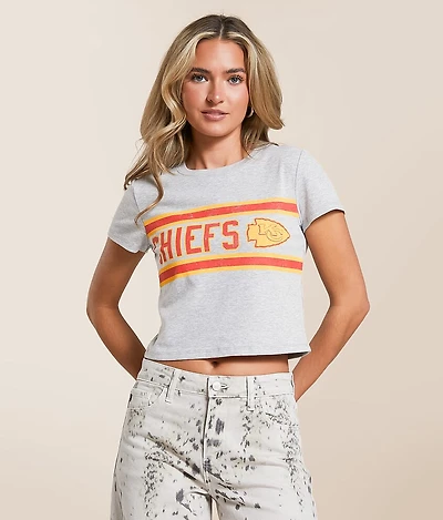 Junkfood Kansas City Chiefs Sideline Baby Cropped T-Shirt