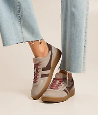 Hawk Leather Sneaker