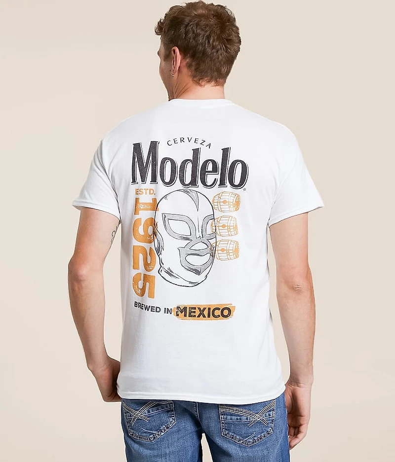Modelo Fighting Spirit T-Shirt
