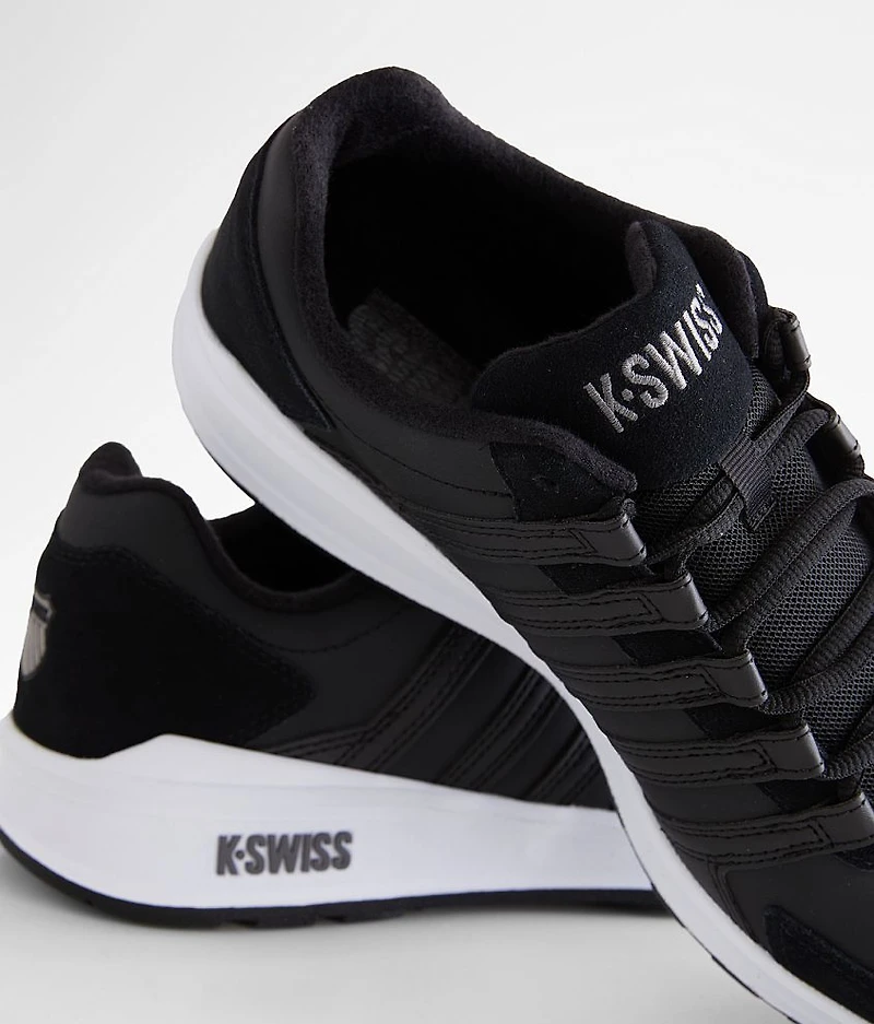 Vista Trainer Leather Sneaker