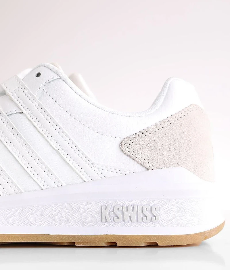 Vista Trainer Sneaker