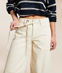 Horseshoe Stretch Jean