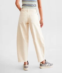 High Rise Horseshoe Barrel Stretch Jean