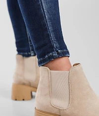 Mid-Rise Skinny Stretch Jean