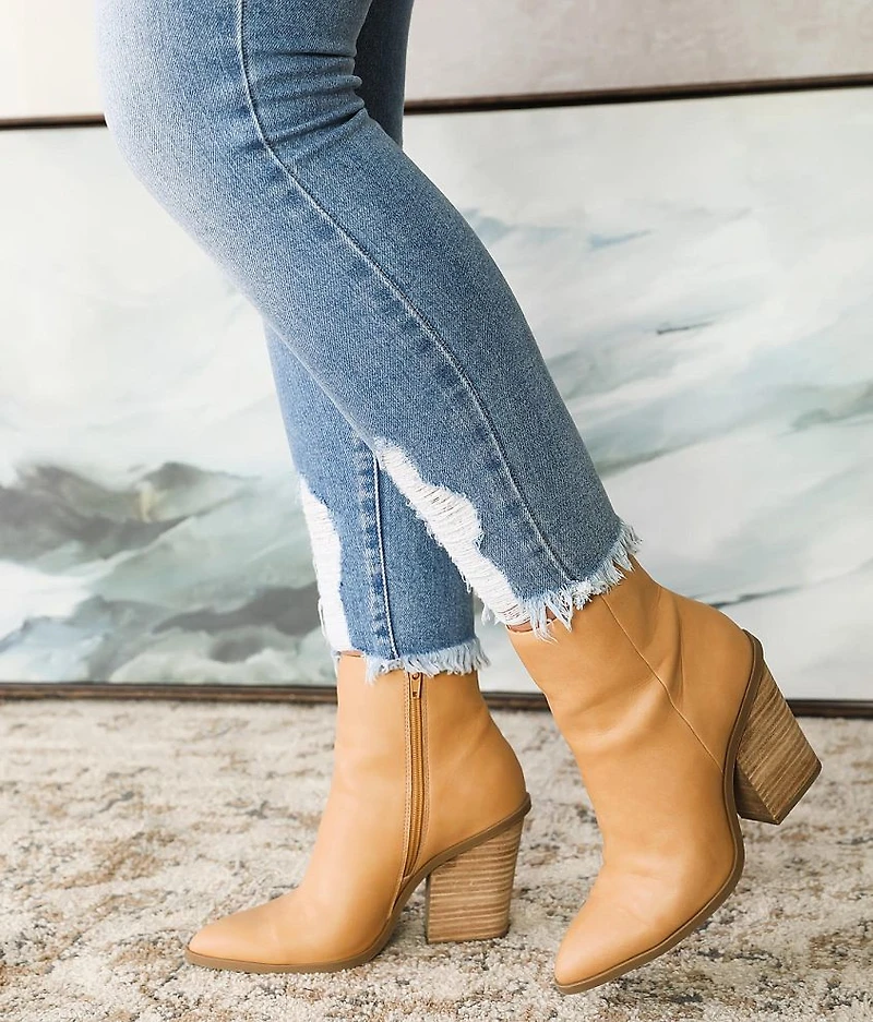 Kurvy Mid-Rise Ankle Skinny Jean