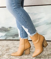 Kurvy Mid-Rise Ankle Skinny Jean
