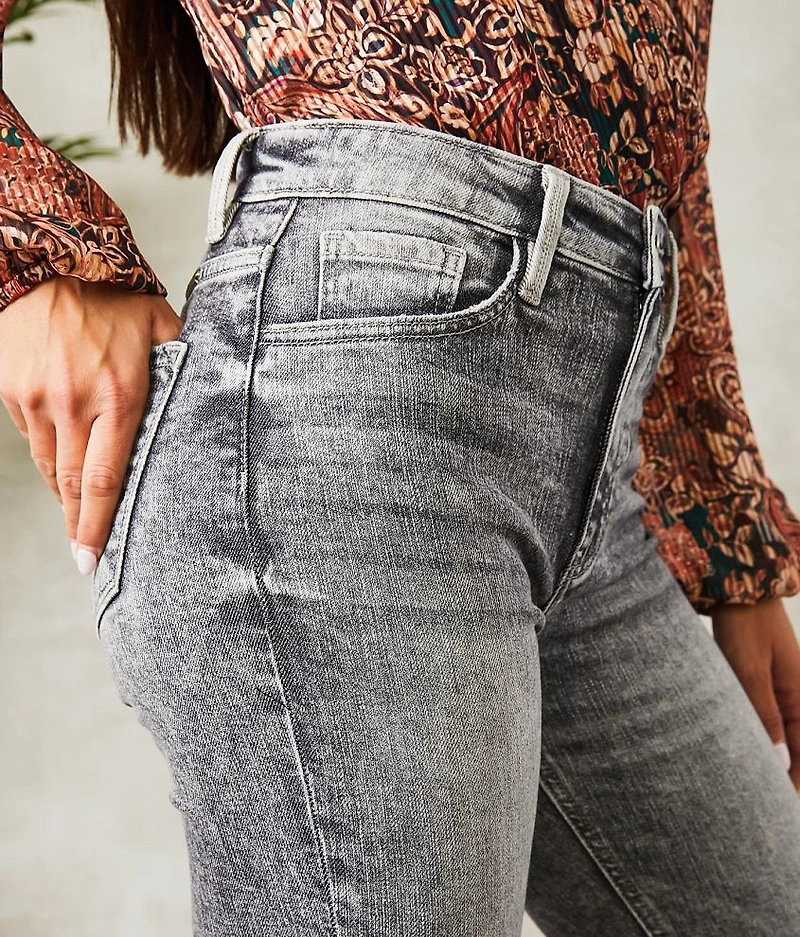Kurvy Ultra High Rise Ankle Jean
