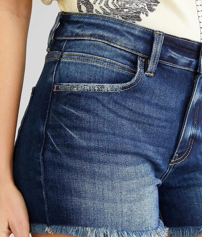 Kurvy Mid-Rise Stretch Short