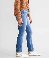 Kurvy Mid-Rise Straight Stretch Jean