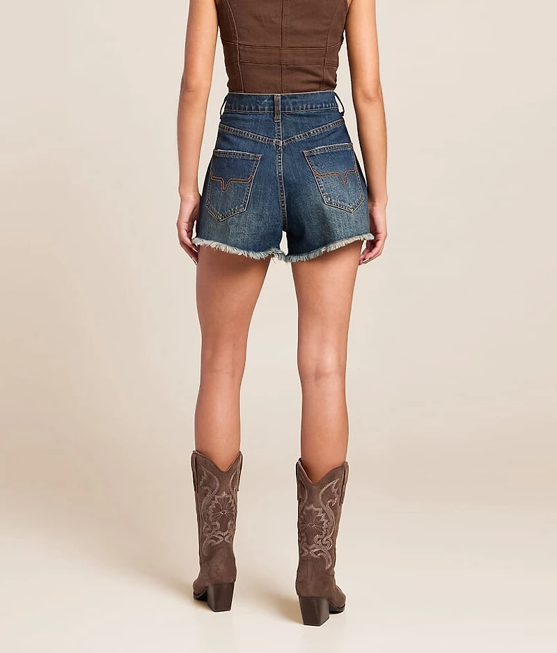 Daisy Short