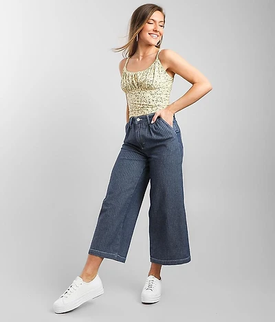Vintage Modern Wide Leg Cropped Jean