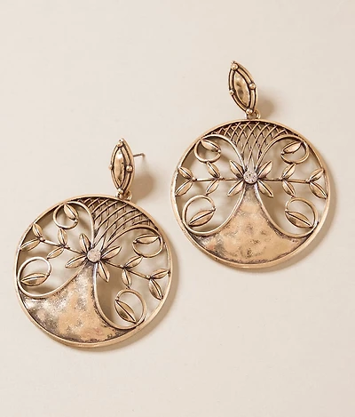 Lainey Wilson Lattice Leaf Earring