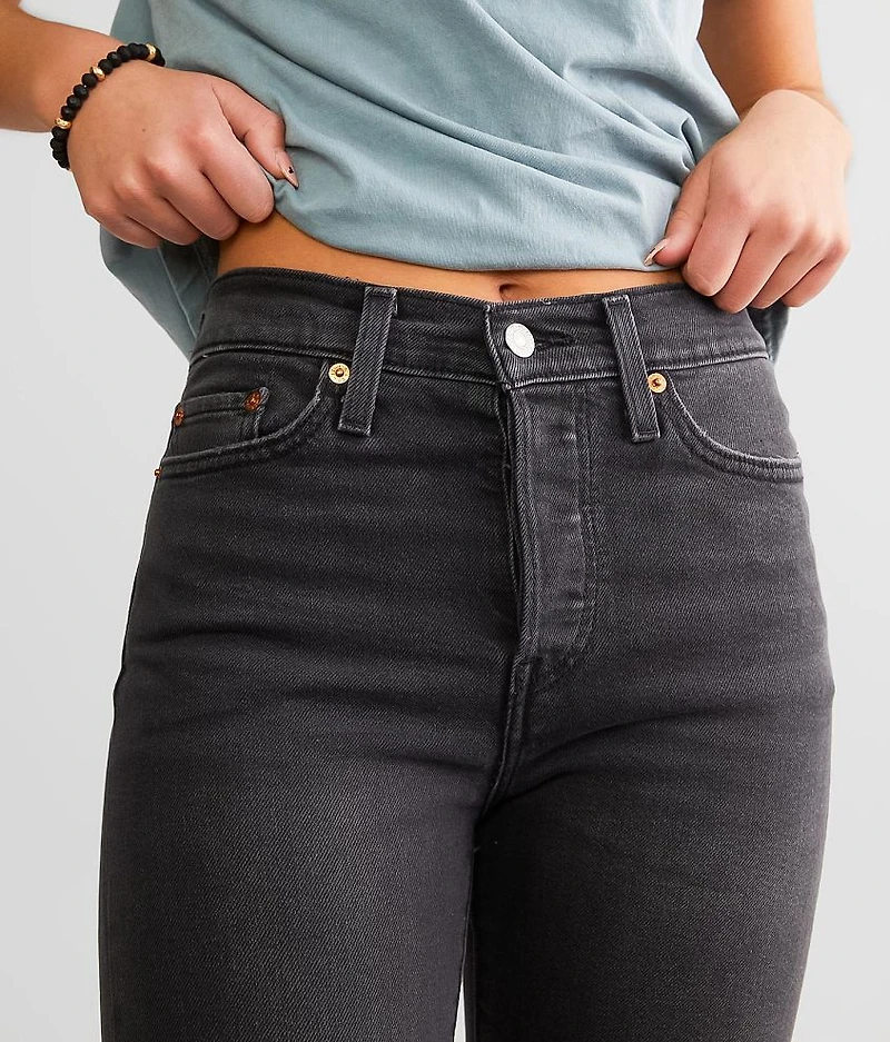 Wedgie Straight Stretch Jean