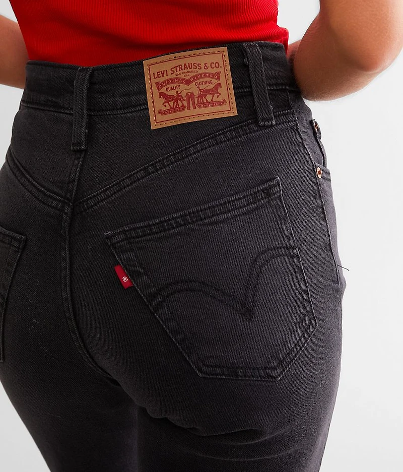 Ribcage Straight Ankle Stretch Jean
