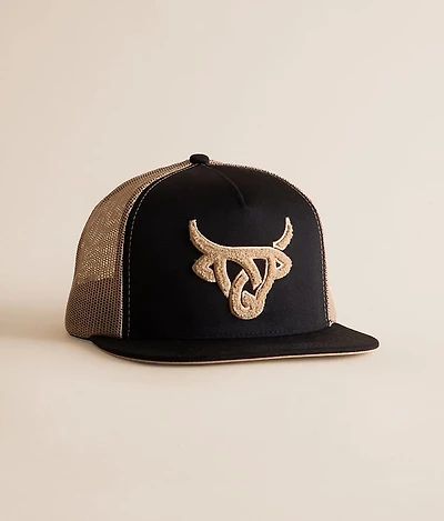 Peluche Trucker Hat