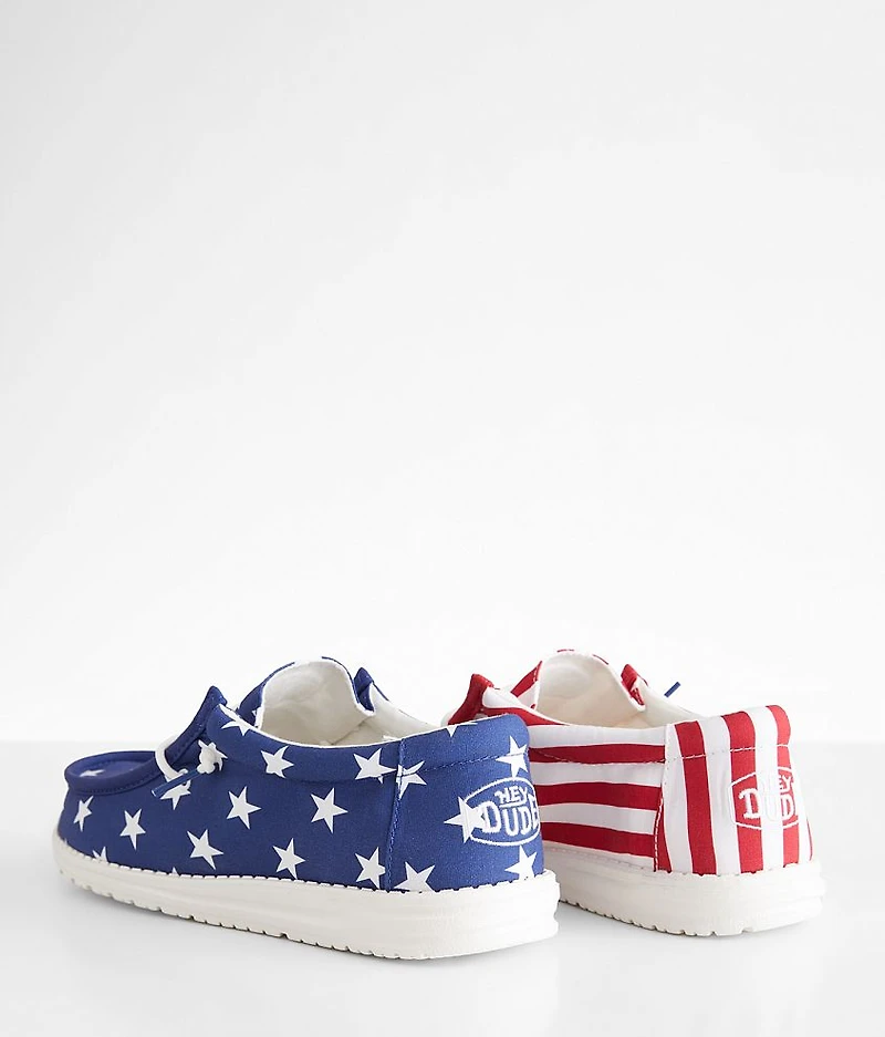 Wally Patriotic Shoe