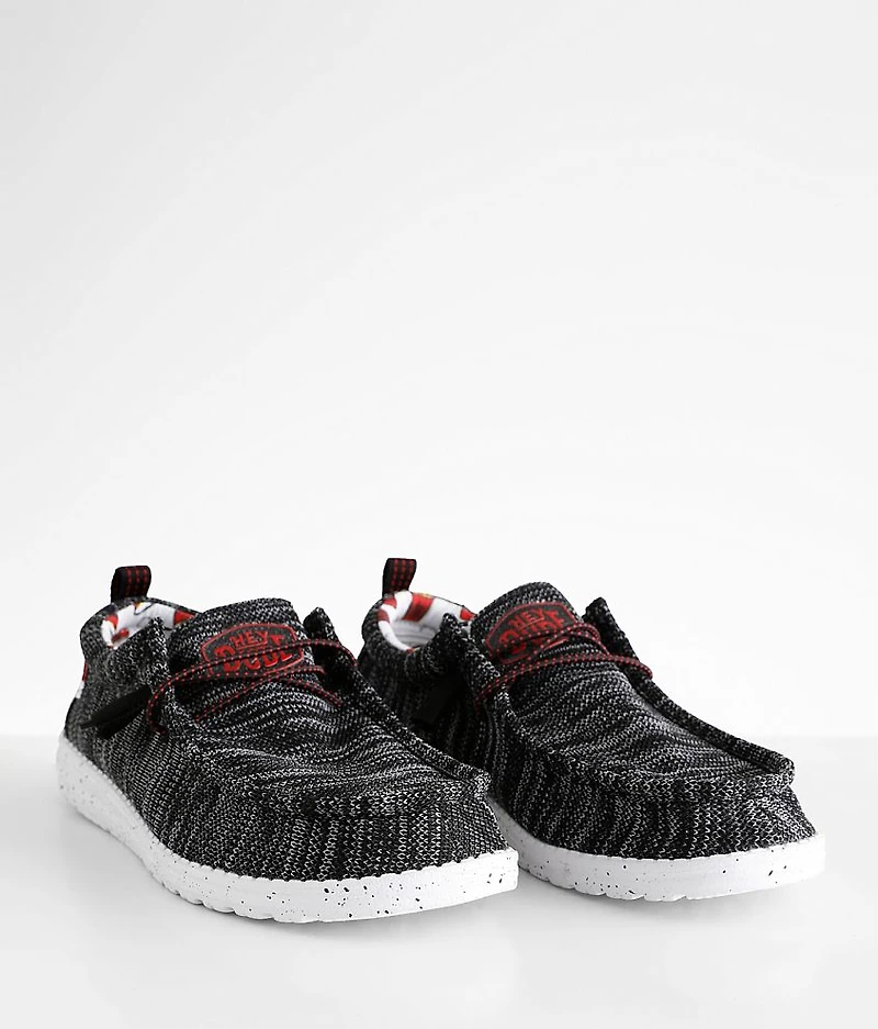 Wally Pong Shoe