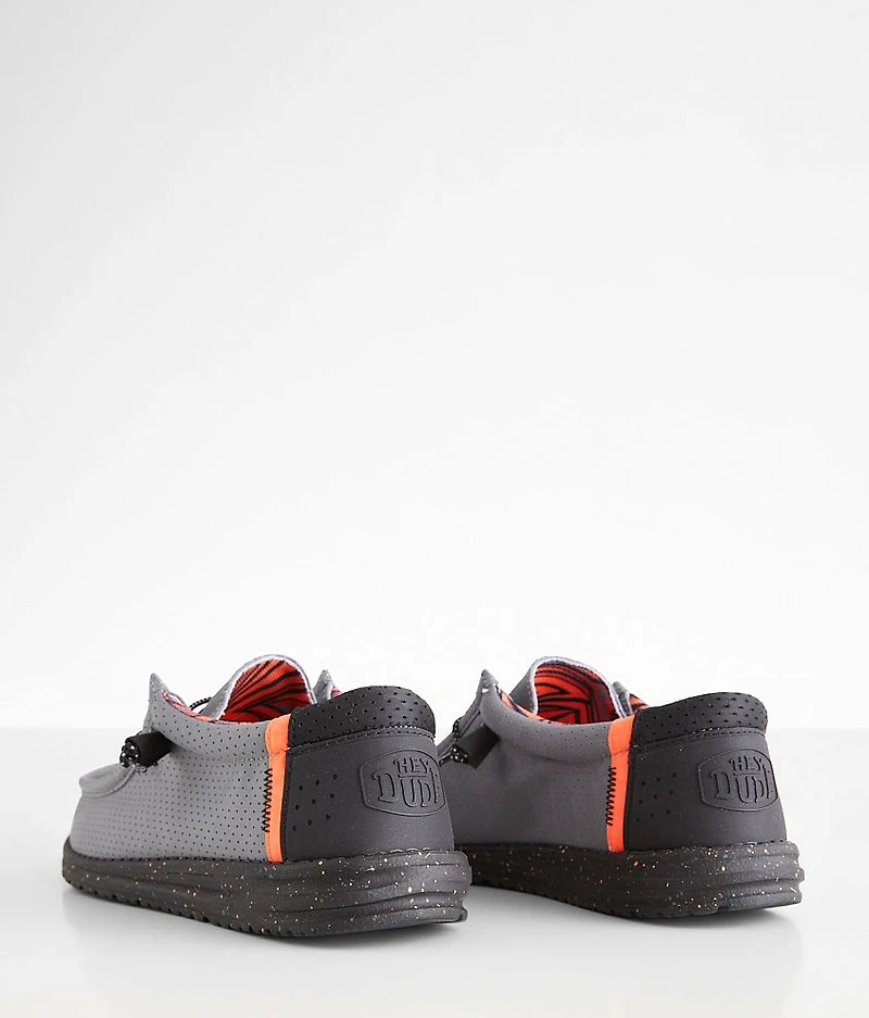 Wally Break Living Coral Stretch Shoe