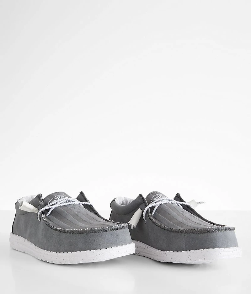 Wally Walls Embossed Flag Shoe