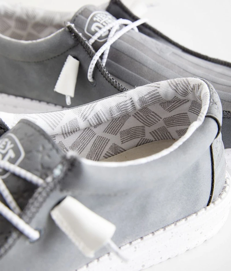 Wally Walls Embossed Flag Shoe