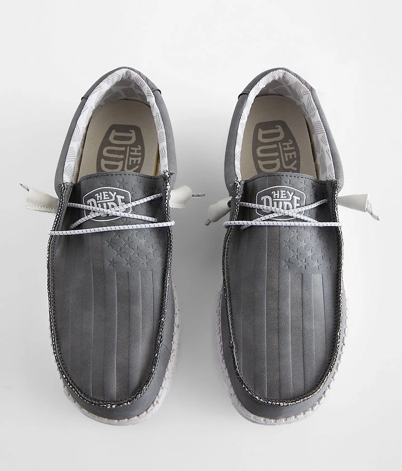 Wally Walls Embossed Flag Shoe