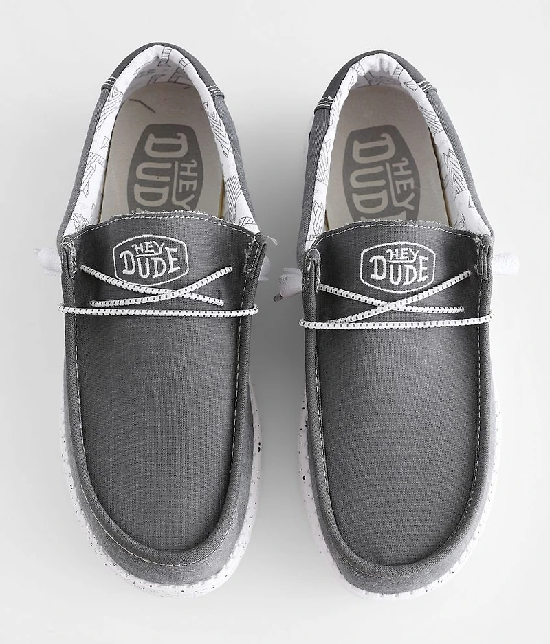 Wally Walls Stormy Shoe